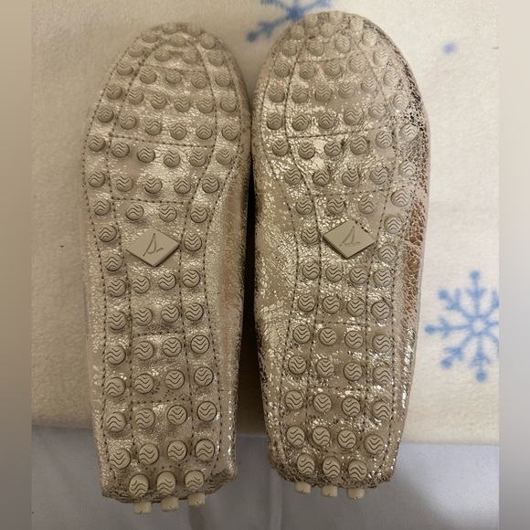 NWOT Sperry Moccasin - Picture 2 of 5